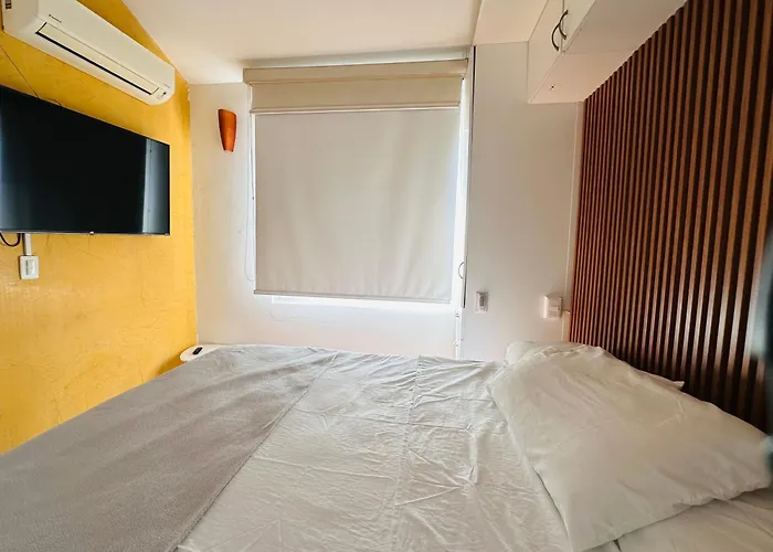 Edmundo & Alfonso Aparthotel
